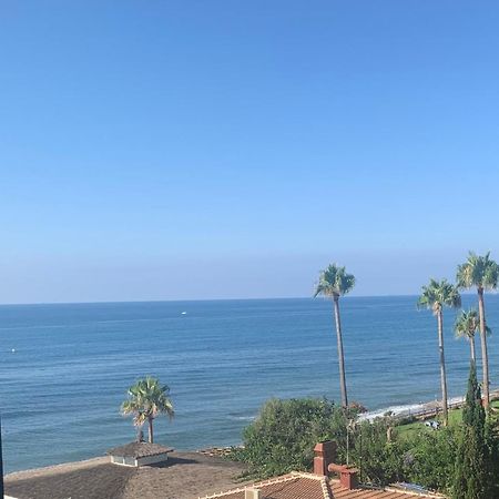 Lovely Beachfront Apartment In Calahonda Sitio de Calahonda المظهر الخارجي الصورة